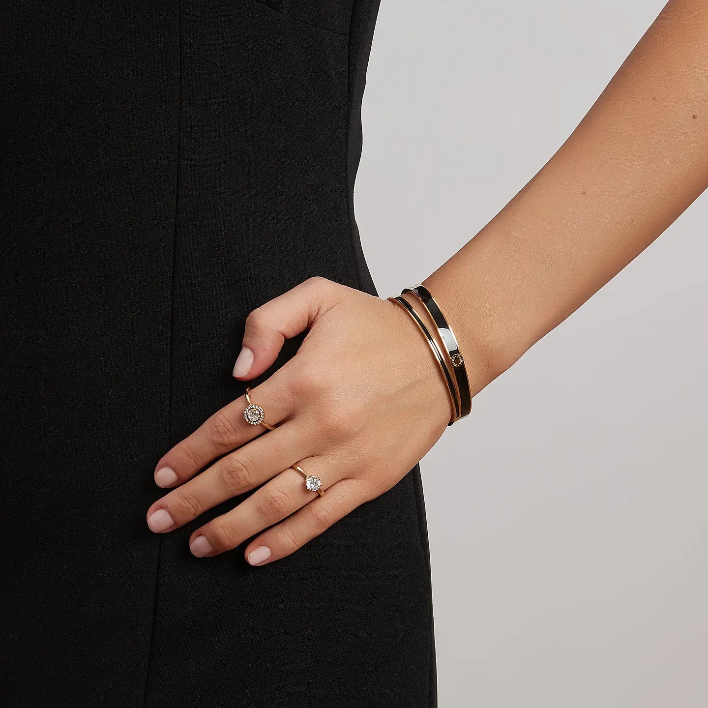 By Jolima Palermo bangle black gold